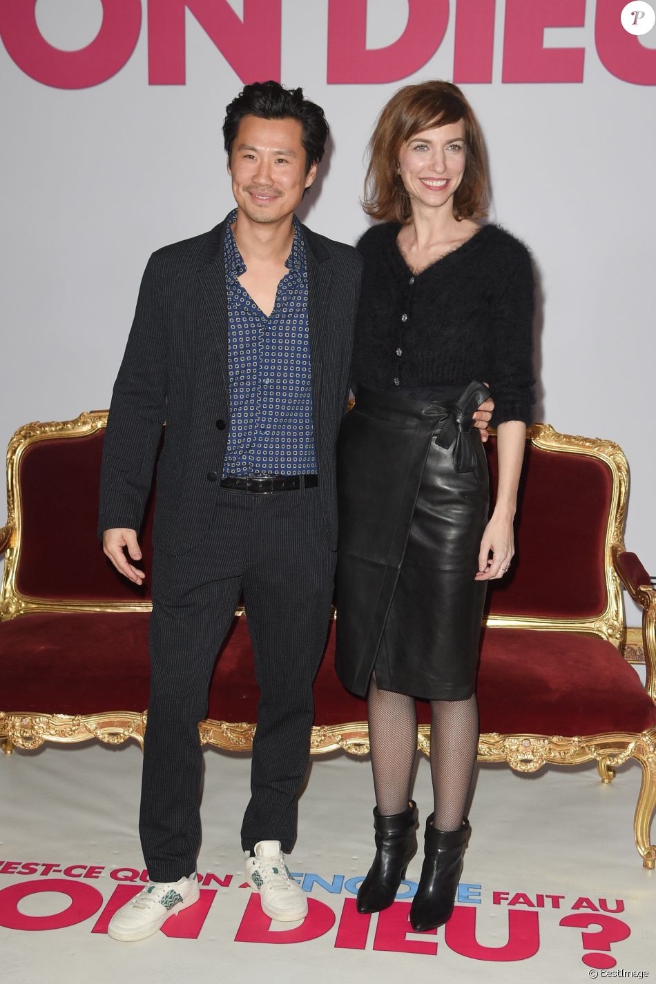 Frédéric Chau et Emilie Caen Avantpremière du film Qu'estce qu'on a encore fait au Bon Dieu Frédéric Chau et Emilie Caen Avantpremière du film Qu'estce qu'on a encore fait au Bon Dieu