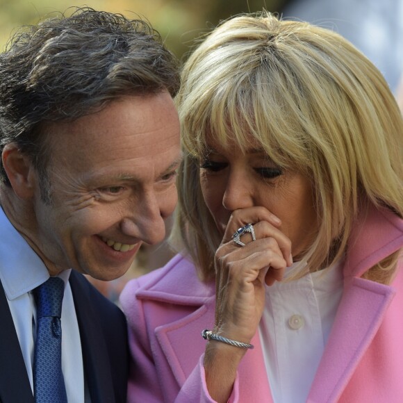 Stéphane Bern, responsable de la mission patrimoine, et la première dame Brigitte Macron - Le président de la République française et sa femme visitent la villa Viardot à l'occasion des Journées Européennes du Patrimoine à Bougival, le 15 septembre 2018. © Christian Liewig/Pool/Bestimage