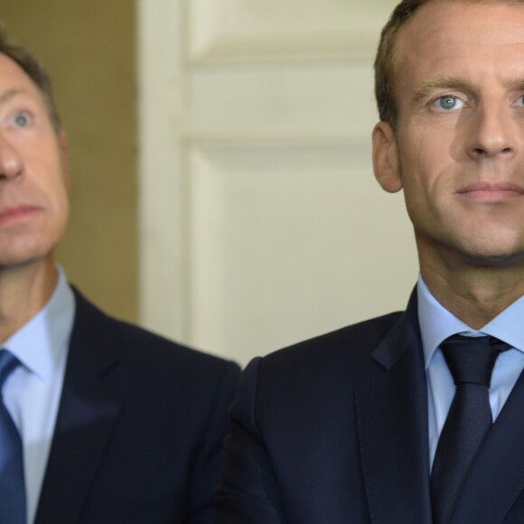 Stéphane Bern, responsable de la mission patrimoine, et Emmanuel Macron - Le président de la République française et sa femme visitent la villa Viardot à l'occasion des Journées Européennes du Patrimoine à Bougival, le 15 septembre 2018. © Christian Liewig/Pool/Bestimage