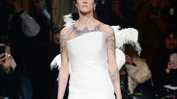 Asia Argento mannequin surprise à la Fashion Week : Amanda Lear épatée