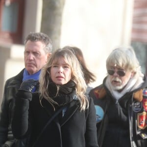 Romane Serda et Renaud - Après une cérémonie au temple protestant Port-Royal, obsèques de Thierry Séchan au cimetière du Montparnasse à Paris le 16 janvier 2019.