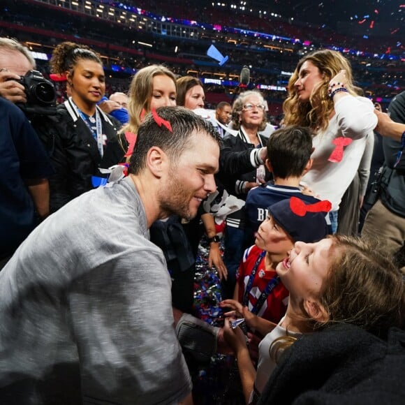 Tom Brady fête la victoire des New England Patriots au Super Bowl LIII avec son épouse Gisele Bündchen et leurs enfants Vivian, Benjamin et John. Atlanta, le 3 février 2019.