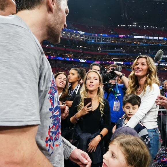 Tom Brady fête la victoire des New England Patriots au Super Bowl LIII avec son épouse Gisele Bündchen et leurs enfants Vivian, Benjamin et John. Atlanta, le 3 février 2019.