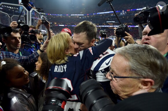 Tom Brady fête la victoire des New England Patriots au Super Bowl LIII à Atlanta. Le 3 février 2019.