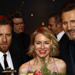 Ewan McGregor (Caméra d'Or du meilleur acteur international), Naomi Watts (Caméra d'Or de la meilleure actrice internationale) et Liam Neeson (Caméra d'Or pour l'ensemble de sa carrière) à la cérémonie de la Caméra d'Or 2018 à Hambourg, le 22 février 2018.