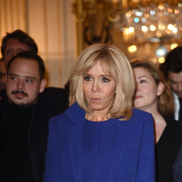 La première dame Brigitte Macron - Remise des insignes de chevalier de l'Ordre national de la Légion d'Honneur au metteur en scène Olivier Py au ministère de la Culture à Paris, le 6 février 2019. © Giancarlo Gorassini/Bestimage