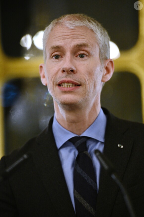 Franck Riester, ministre de la Culture - Remise des insignes de chevalier de l'Ordre national de la Légion d'Honneur au metteur en scène Olivier Py au ministère de la Culture à Paris, le 6 février 2019. © Giancarlo Gorassini/Bestimage