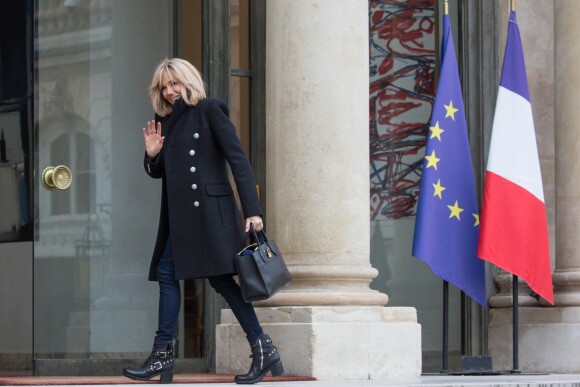 Brigitte Macron arrive au palais de l'Elysée à Paris le 6 février 2019. © Stéphane Lemouton / Bestimage