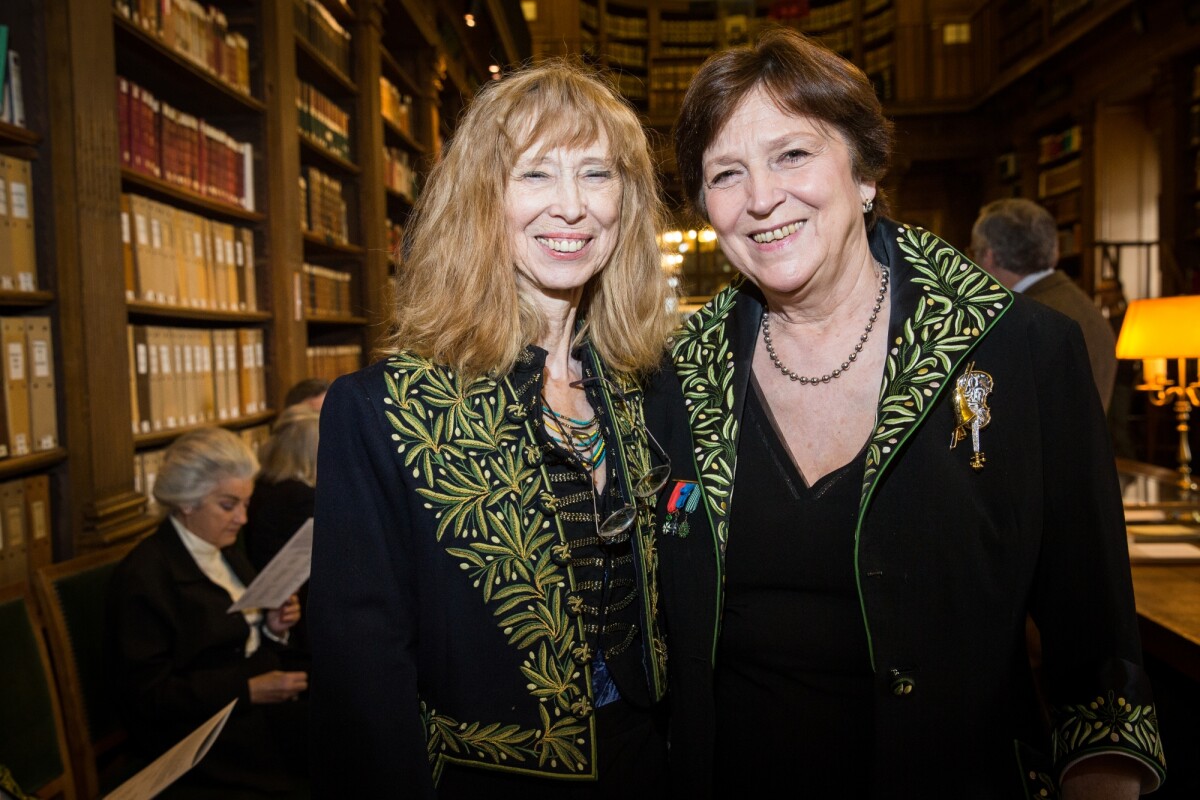 Photo Brigitte Terziev et Edith Canat de Chizy Installation de