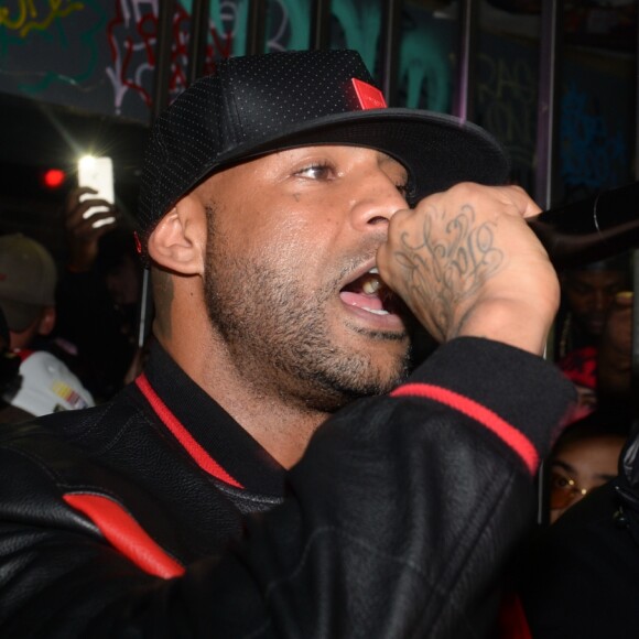 Exclusif - Le rappeur Booba fête son 41ème anniversaire au club Hobo et par la même occasion lance sa bouteille de Whisky nommée "Duc" à Paris le 12 décembre 2017. © Rachid Bellak/Bestimage