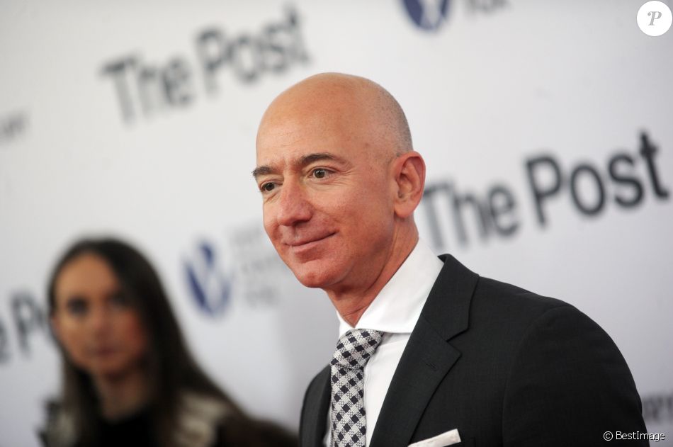 What did jeff bezos study image