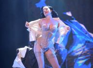 Dita von Teese : Son numéro torride aux Folies Bergère devant Céline Dion