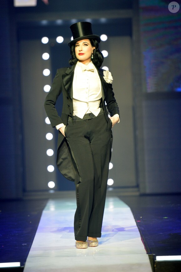Exclusif - Prix Special - Dita Von Teese est la guest star du "Fashion Freak Show" (Le spectacle de Jean Paul Gaultier) pour sept représentations aux Folies Bergère. Paris, le 26 Janvier 2019 © Veeren Ramsamy / Bestimage