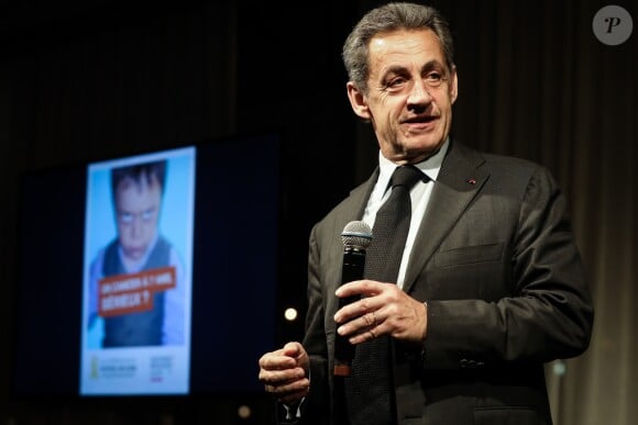 Semi-exclusif - Nicolas Sarkozy - Vente aux enchères au profit de la campagne "Guérir le cancer de l'enfant" au Pavillon Ledoyen à Paris le 13 février 2018. © Cyril Moreau/Bestimage