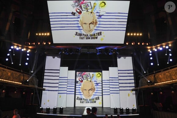 Exclusif - À l'occasion des 40 ans de carrière de Jean-Paul Gaultier et de sa revue spectacle « Fashion Freak Show » aux Folies Bergère, France 2 donne carte blanche au couturier français le plus célèbre du monde, qui créera pour la première fois un grand show de variétés entièrement plongé dans son univers, qui sera diffusé le samedi 13 octobre 2018 à 21 heures. Le 9 octobre 2018 © Pierre Perusseau / Bestimage