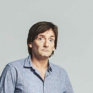 Pierre Palmade revient avec un nouveau spectacle seul en scène, Aimez-moi, à partir du 5 décembre 2017 au Théâtre du Rond-Point à Paris.