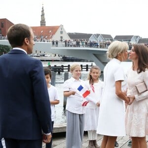 Le prince Joachim et la princesse Marie de Danemark lors de la visite d'Etat du président Emmanuel Macron et sa femme Brigitte, le 29 août 2018 à Copenhague sur le parvis du théâtre royal avant une réception. © Dominique Jacovides / Bestimage