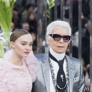 Lily-Rose Depp et Karl Lagerfeld au 2ème défilé de mode Haute-Couture printemps-été 2017 "Chanel" au Grand Palais à Paris le 24 janvier 2017. © Olivier Borde / Bestimage