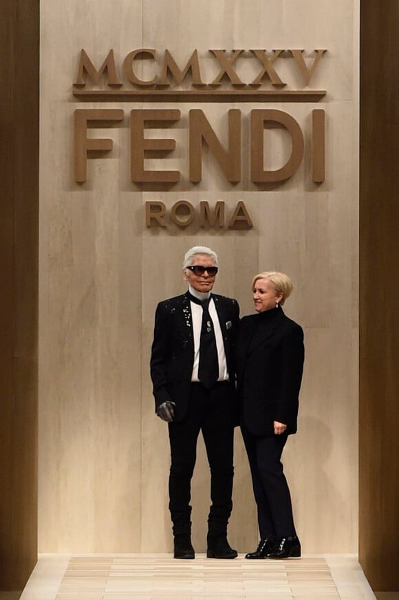 Karl Lagerfeld, Silvia Venturini Fendi - Défilé de mode automne-hiver 2017/2018 « Fendi » à Milan. Le 24 février 2017