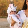 Robin Thicke, sa compagne April Love Geary enceinte et leur fille Mia vont fêter Halloween en famille à Malibu, Los Angeles, le 31 octobre 2018.