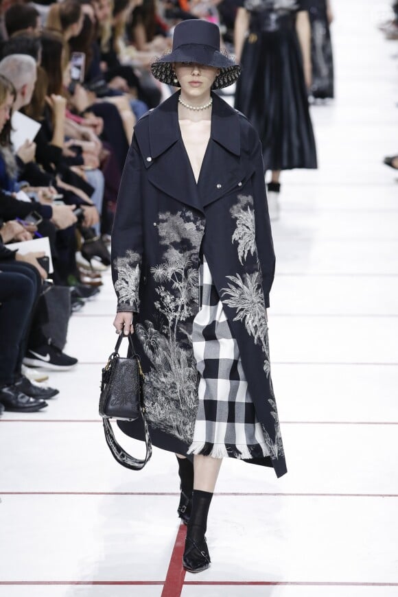 Défilé de mode Christian Dior Prêt-à-Porter automne-hiver 2019/2020 au musée Rodin à Paris, France, le 26 février 2019.