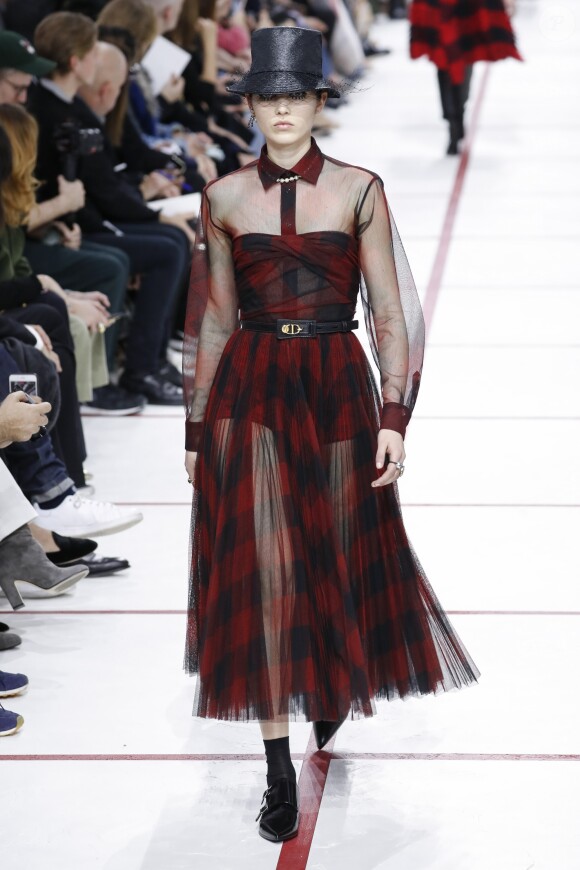 Défilé de mode Christian Dior Prêt-à-Porter automne-hiver 2019/2020 au musée Rodin à Paris, France, le 26 février 2019.