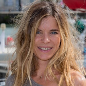 Samantha Renier - Photocall de "Flic tout simplement" dans le cadre du 17e festival de fiction TV de La Rochelle sur le Vieux Port à La Rochelle le 12 septembre 2015.