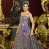Le roi Felipe VI et la reine Letizia d'Espagne, laquelle portait pour l'occasion la robe Feipe Varela qu'on l'avait vue arborer en 2011 à la veille du mariage du prince William et de Kate Middleton, présidaient le 27 février 2019 au palais royal à Madrid à un dîner de gala en l'honneur de la visite du président du Pérou, Martin Alberto Vizcarra Cornejo.