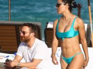 David Guetta à la plage avec sa fiancée sublime en bikini et une autre bombe