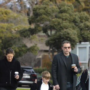 Exclusif - Jennifer Garner est allée chercher sa fille Seraphina à la sortie des classes à Los Angeles, le 27 février 2019. Elle a ensuite organisé une fête pour l'anniversaire de son fils Samuel, avec son ex-mari Ben Affleck.