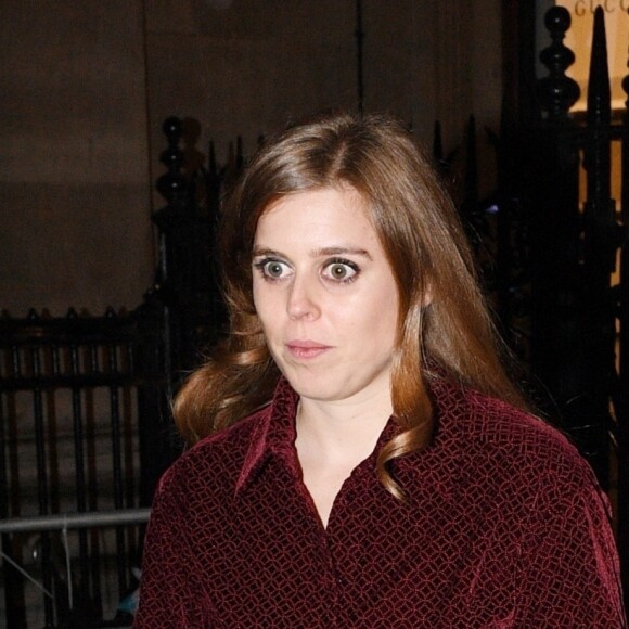 La princesse Beatrice d'York et son compagnon Edoardo Mapelli Mozzi ont pris part le 12 mars 2019 à Londres au gala de la National Portrait Gallery, sous le patronage de Kate Middleton. Il s'agissait de leur première apparition officielle en couple, six mois après le début de leur histoire d'amour.