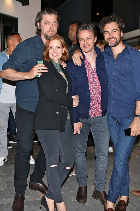 Exclusif - Jessica Chastain et son époux Gian Luca Passi sont allés dîner avec les acteurs du film Ça : Chapitre 2, James McAvoy et Jay Ryan au restaurant Kasa Moto à Toronto, le 7 juillet 2018.