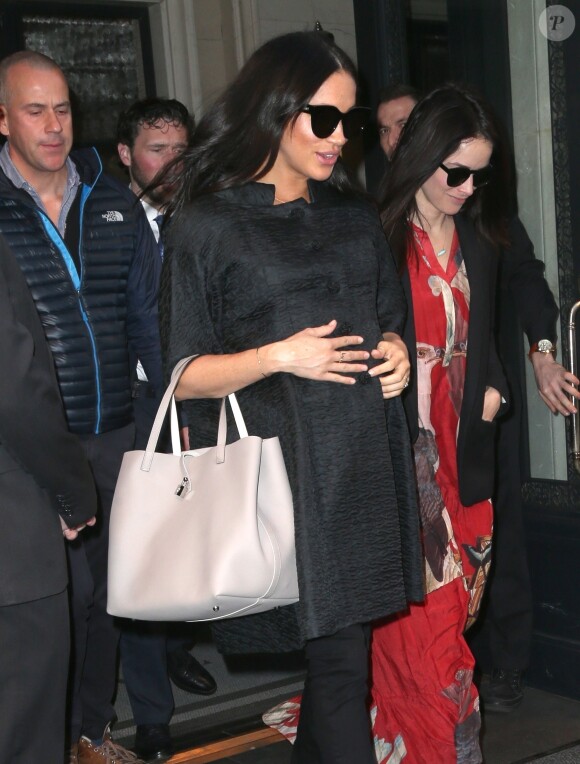 Meghan Markle, duchesse de Sussex, enceinte, est allée déjeuner avec son amie Abigail Spencer au restaurant de l'hôtel Surrey à New York City, New York, Etats-Unis, le 19 février 2019.