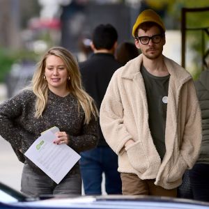 Exclusif - Hilary Duff et son compagnon Matthew Koma vont déjeuner au "Pain Quotidien" à Los Angeles, le 20 février 2019.