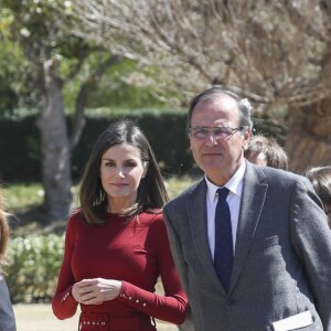 La reine Letizia et le roi Felipe VI d'Espagne avaient le 21 mars 2019 une réunion avec des experts scientifiques au palais du Pardo à Madrid sur la recherche scientifique espagnole.