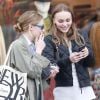 Exclusif - Lily-Rose Depp fait du shopping avec son amie à Los Angeles le 2 février, 2019