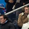 Ophélie Meunier, enceinte et son mari Mathieu Vergne s'embrassent - People assistent au match des éliminatoires de l'Euro 2020 entre la France et l'Islande au Stade de France à Saint-Denis le 25 mars 2019. La france a remporté le match sur le score de 4-0.