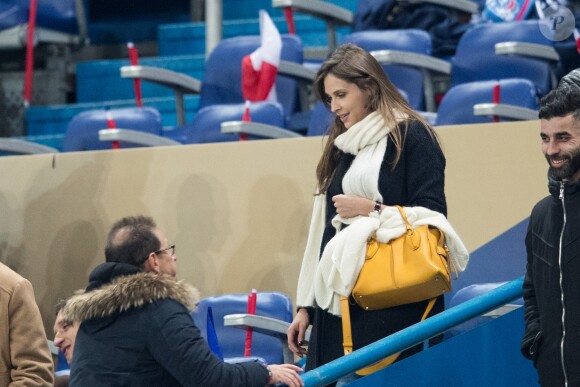 Ophélie Meunier (enceinte) - People assistent au match des éliminatoires de l'Euro 2020 entre la France et l'Islande au Stade de France à Saint-Denis le 25 mars 2019. La france a remporté le match sur le score de 4-0.