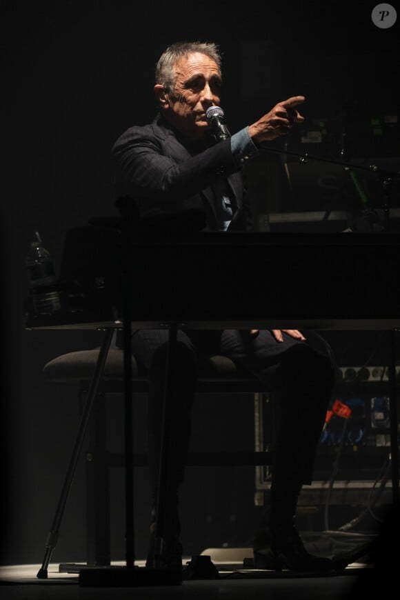 Exclusif - Concert exceptionnel d'Alain Chamfort à "La Cigale" à Paris le 19 mars 2019. © Pierre Perusseau/Bestimage