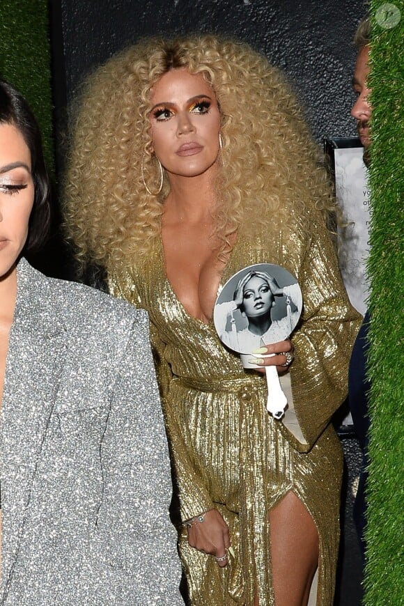 Khloe Kardashian et sa soeur K. Kardashian à l'anniversaire de DIana Ross (75 ans) au club Warwick à Hollywood, Los Angeles, le 26 mars 2019.