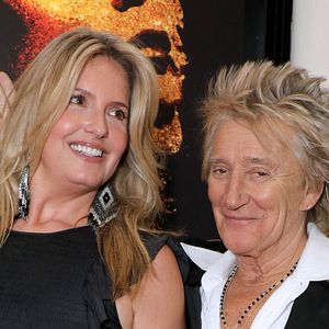Rod Stewart, 74 ans, et Penny Lancaster, 47 ans, à Londres, le 17 avril 2018.