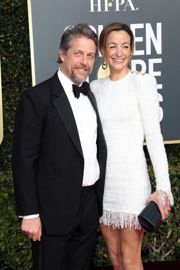 Hugh Grant, 58 ans, et Anna Eberstein, 39 ans, à Los Angeles, le 6 janvier 2019.