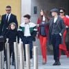 La famille Beckham (David Beckham, Victoria Beckham, Harper Beckham, Romeo Beckham, Cruz Beckham, Brooklyn Beckham et sa compagne Hana Cros) quitte le défilé de Victoria Beckham lors de la London Fashion Week (Semaine de la mode à Londres) le 17 février 2019.