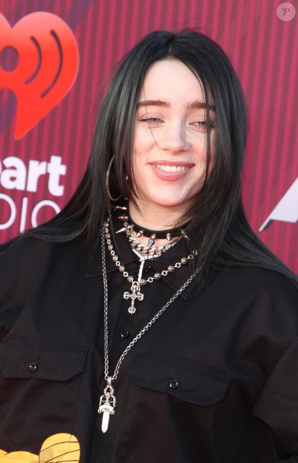 Billie Eilish au photocall des "2019 iHeart Radio Music Awards" au Microsoft Theatre à Los Angeles, le 14 mars 2019.