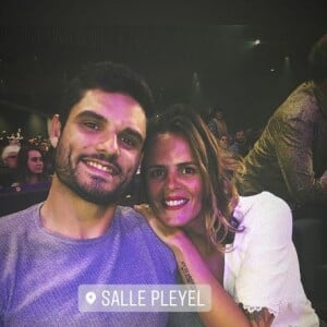 Laure Manaudou au concert de son mari Jérémy Frérot à la salle Pleyel, à Paris, avec son petit frère Florent Manaudou, le 4 avril 2019.