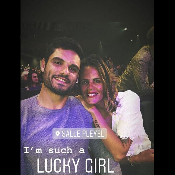 Laure Manaudou au concert de son mari Jérémy Frérot à la salle Pleyel, à Paris, avec son petit frère Florent Manaudou, le 4 avril 2019.