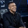 L'ancien footballeur international brésilien, Pelé (Edson Arantes do Nascimento) et Kylian Mbappé, lors de la soirée organisé par l'horloger suisse Hublot "Hublot loves football" à l'hôtel Lutetia, dans le 6ème arrondissement de Paris, France, le 2 avril 2019. © Cyril Moreau/Bestimage