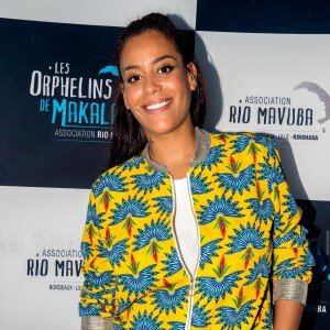 Exclusif - Amel Bent au photocall de la 8ème édition du concert caritatif "Une nuit à Makala" organisé pour l'association "Les orphelins de Makala" au Zénith de Lille, France, le 19 mars 2019. Le footballeur R.Mavuba fait une fois de plus le pari que la générosité des artistes, des personnalités et des sportifs présents rencontrera celle de milliers de spectateurs. Musique, danse et humour sont au programme durant plus de 3h. Créée par Rio Mavuba, la fondation a vu le jour le 23 avril 2009. Elle a pour but l'encadrement, l'hébergement et la scolarisation de jeunes orphelins issus du quartier dont est originaire le père du footballeur : Makala à Kinshasa en République Démocratique du Congo. Par les fonds récoltés et l'aide précieuse des partenaires bénévoles, le concert caritatif apporte un financement conséquent aux actions réalisées sur place : aménagement et équipements de l'orphelinat, accès à la scolarité et aux loisirs, soins médicaux, etc... © Stéphane Vansteenkiste/Bestimage Exclusive