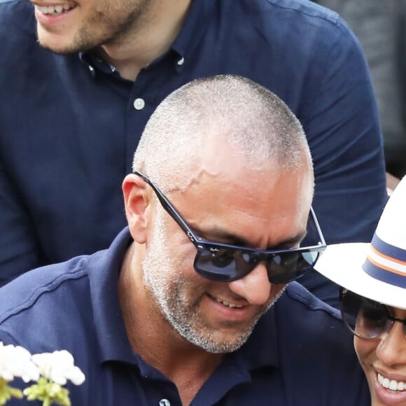 Amel Bent et son mari Patrick Antonelli dans les tribunes des internationaux de tennis de Roland Garros à Paris, France, le 3 juin 2018. © Dominique Jacovides - Cyril Moreau/Bestimage