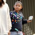 Exclusif - Christina Milian fait du shopping avec sa fille Violet dans les rues de Los Angeles, le 15 décembre 2018. 
  